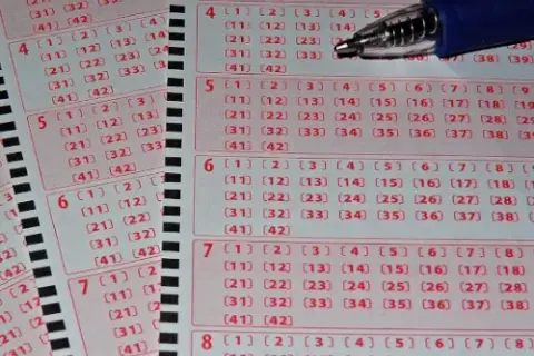 Czy wygram w lotto wróżba? Odkryj prawdę o szansach na wygraną